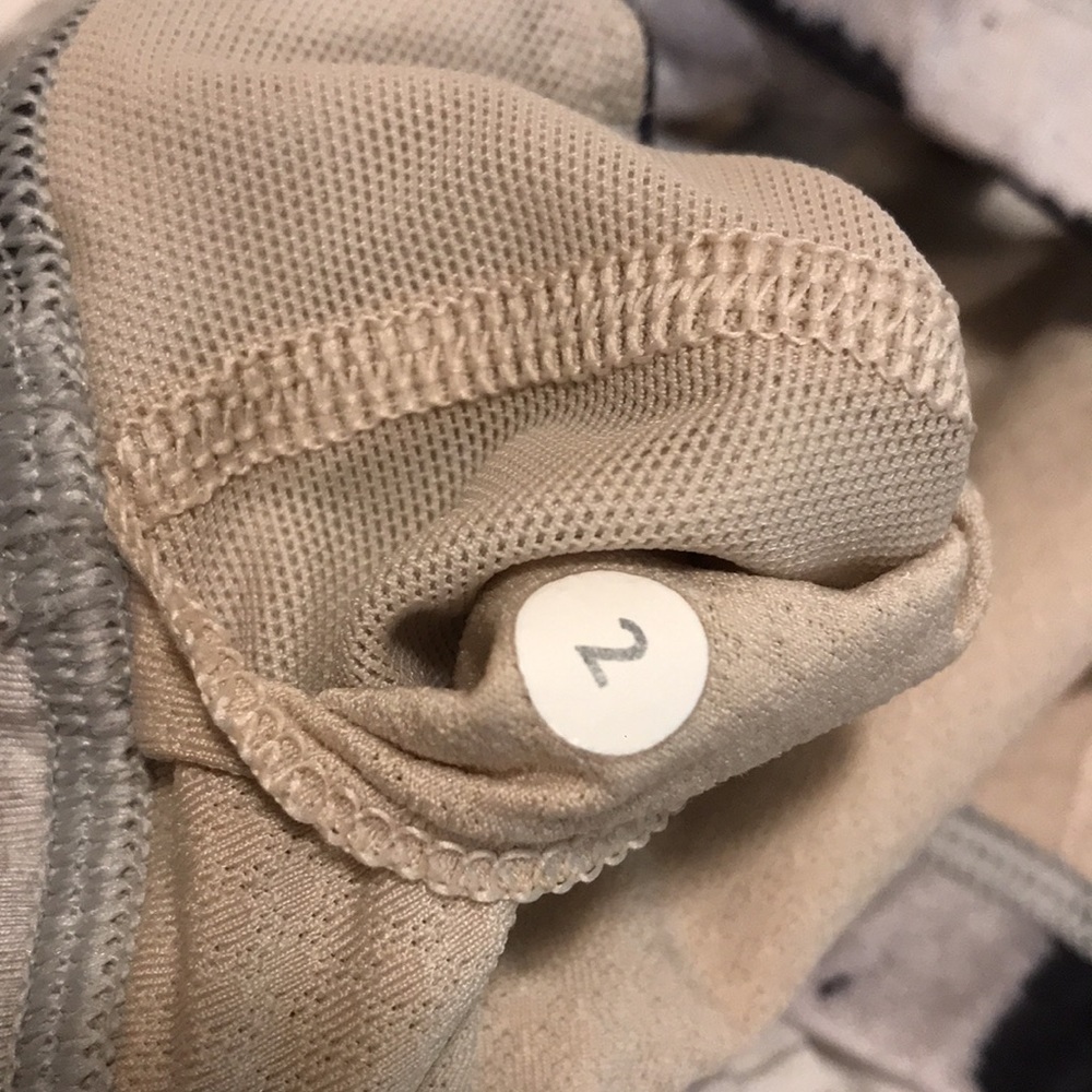 Lululemon RARE Drop/Low-back Tank - Picture 6 of 6